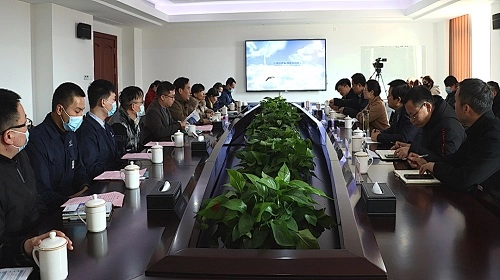 台州市人力社保局局长柯婉瑛一行莅临长鹰信质开展“我在台州过大年”走访活动